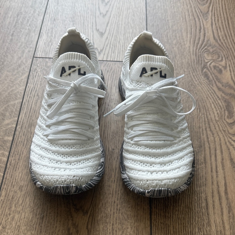 APL Women's TechLoom Wave